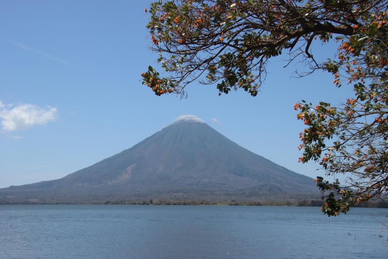 La Sirenita - Ometepe Ξενοδοχείο Altagracia Εξωτερικό φωτογραφία